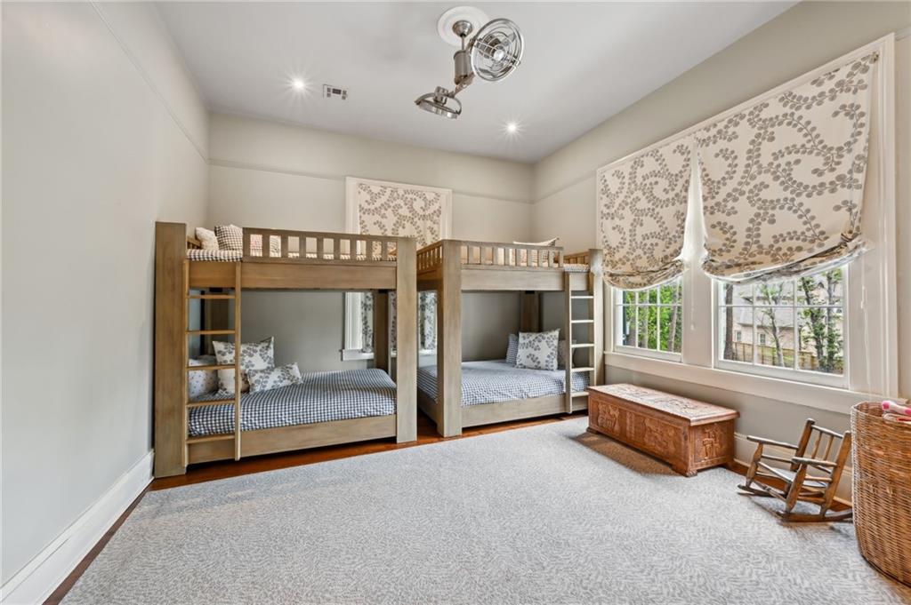 622 S AMERICA Street