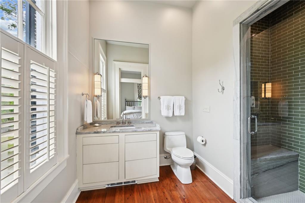 622 S AMERICA Street