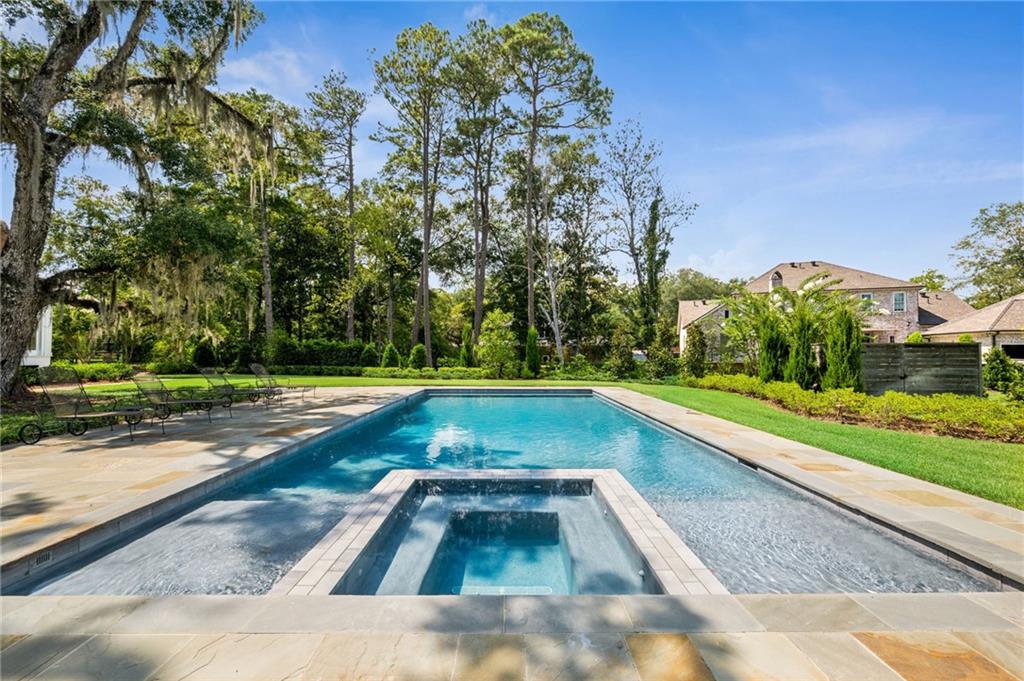 622 S AMERICA Street