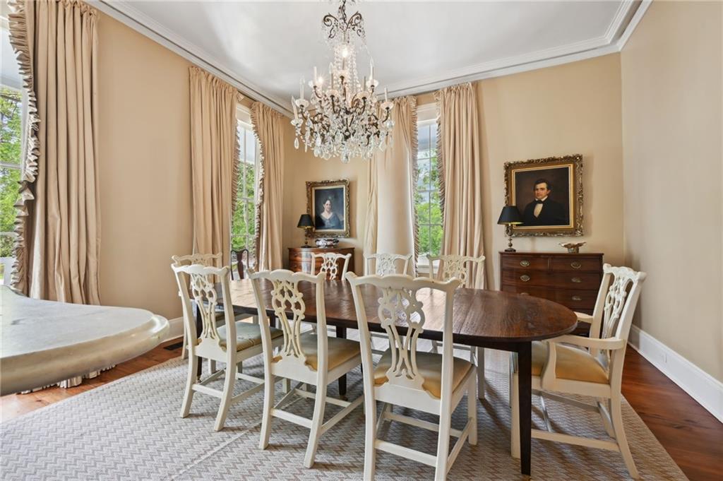 622 S AMERICA Street