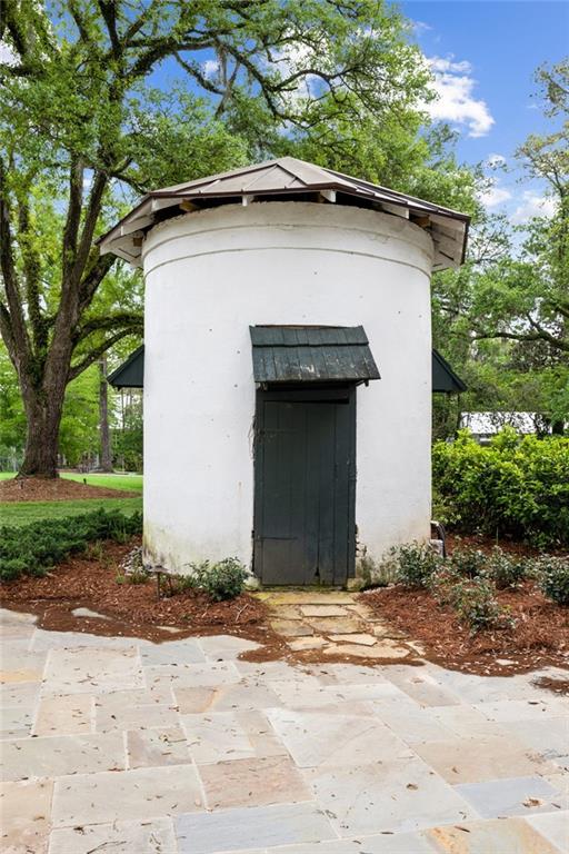 622 S AMERICA Street