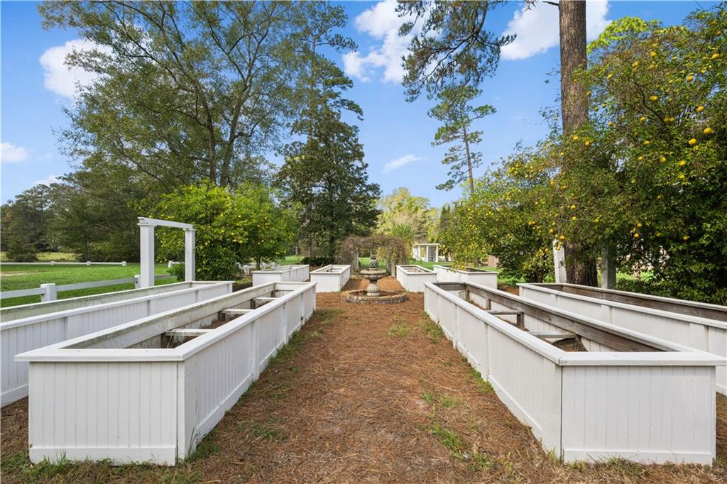 1218 FOUNDERS Drive
