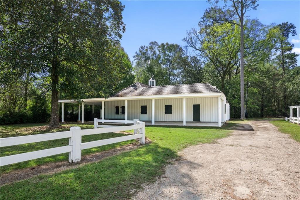 1218 FOUNDERS Drive