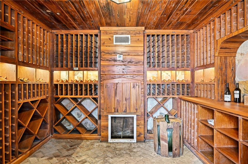 1218 FOUNDERS Drive