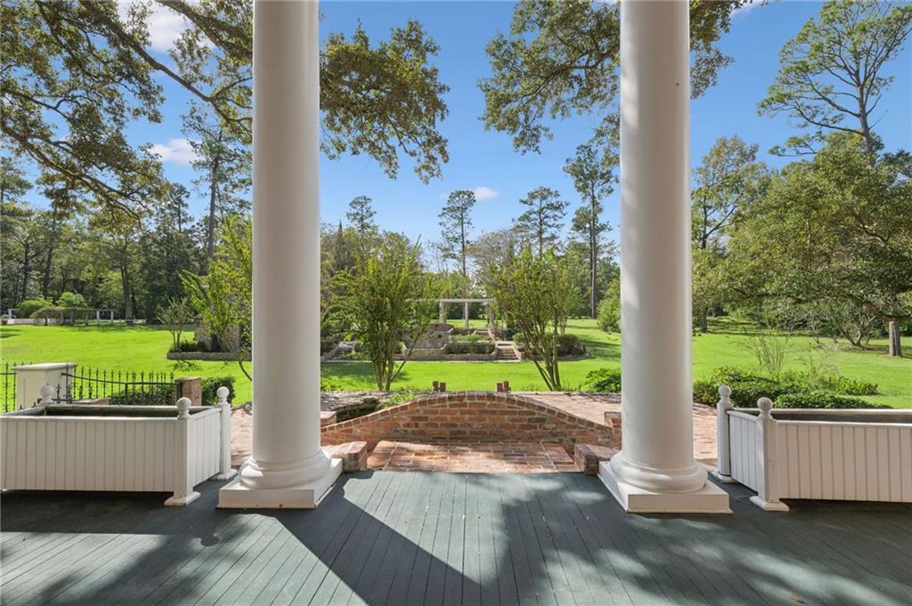1218 FOUNDERS Drive