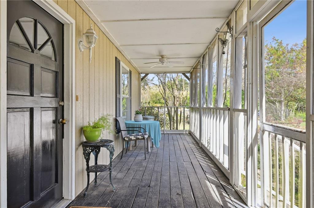 22095 HIGHWAY 40 Highway