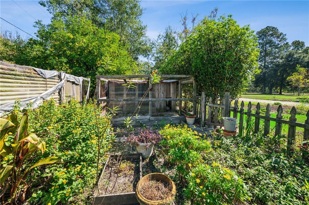 22095 HIGHWAY 40 Highway