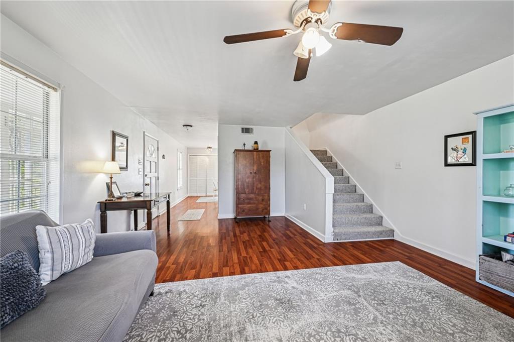 22095 HIGHWAY 40 Highway