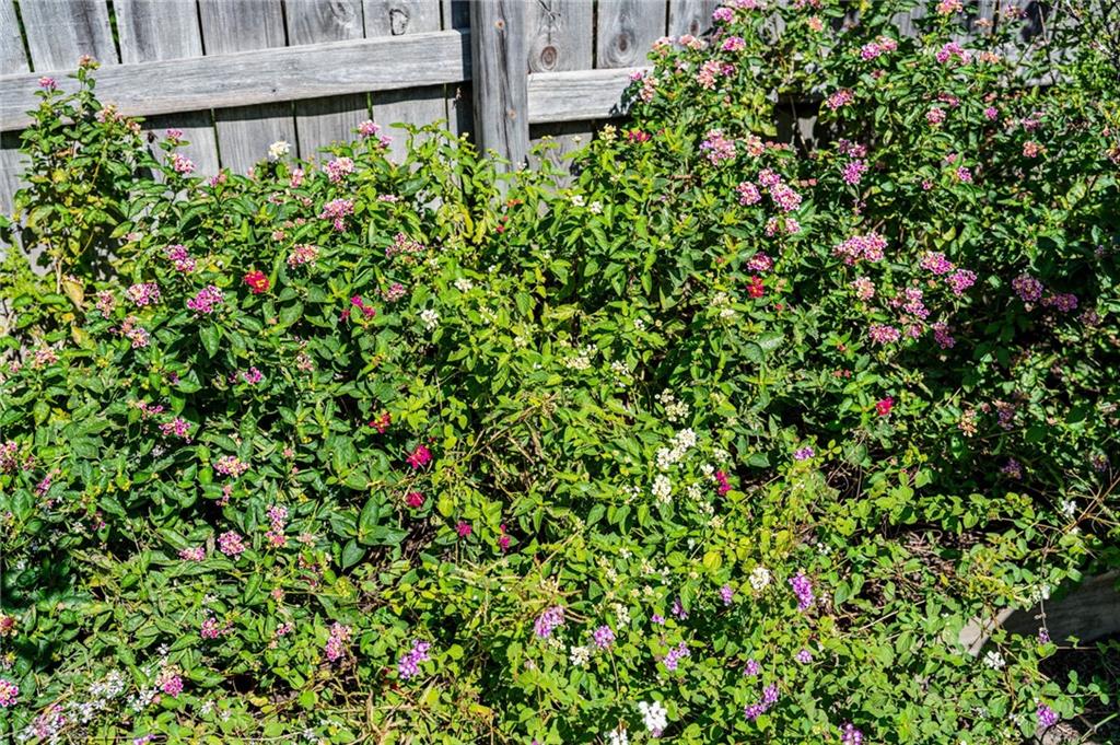 22095 HIGHWAY 40 Highway