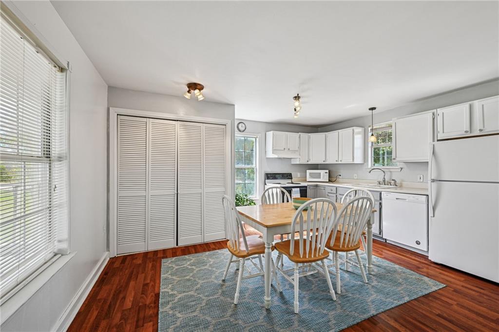 22095 HIGHWAY 40 Highway