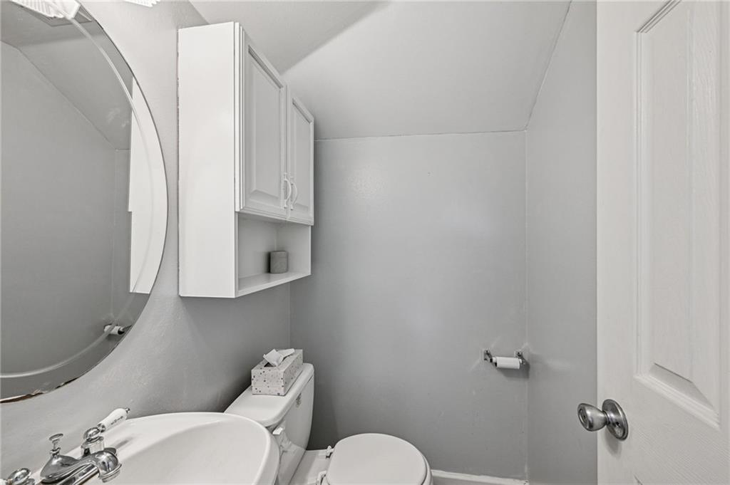 22095 HIGHWAY 40 Highway