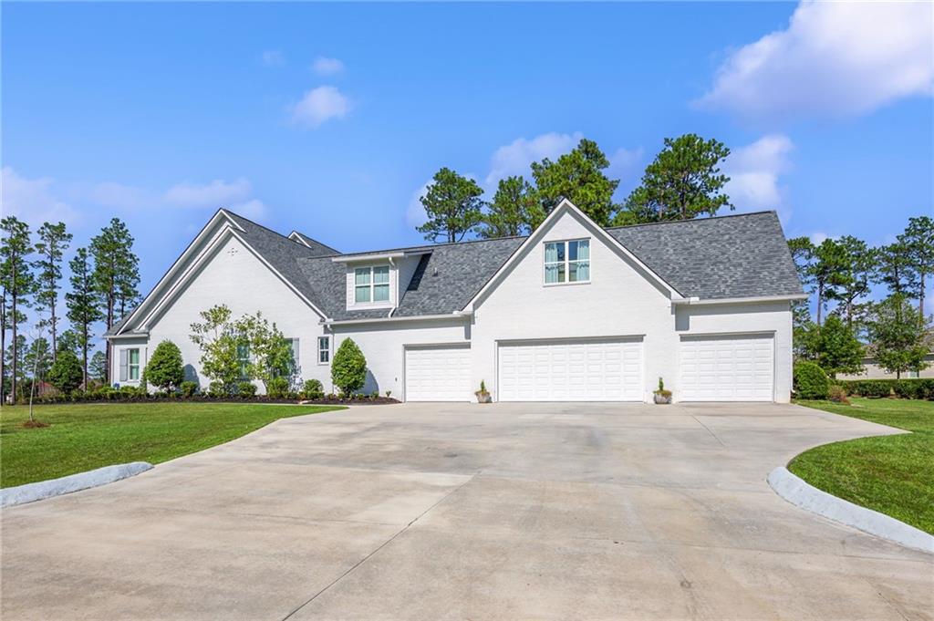 972 CAMPHILL Drive