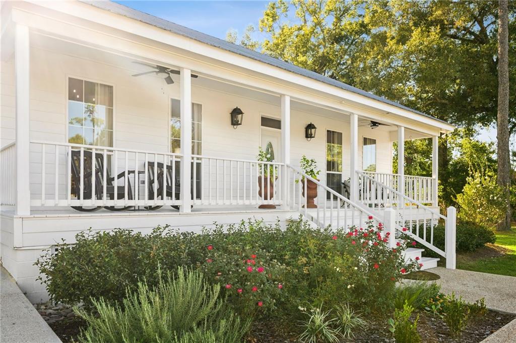 50124 LOUISIANA POLO FARMS EAST Boulevard