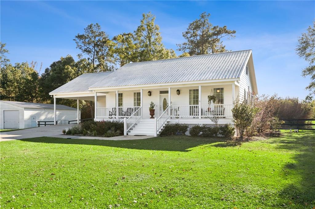 50124 LOUISIANA POLO FARMS EAST Boulevard