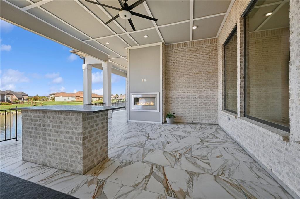 501 LOGAN ISLAND Court