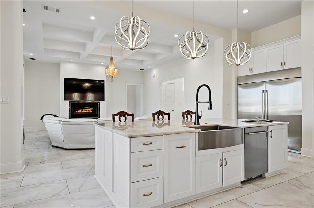 501 LOGAN ISLAND Court