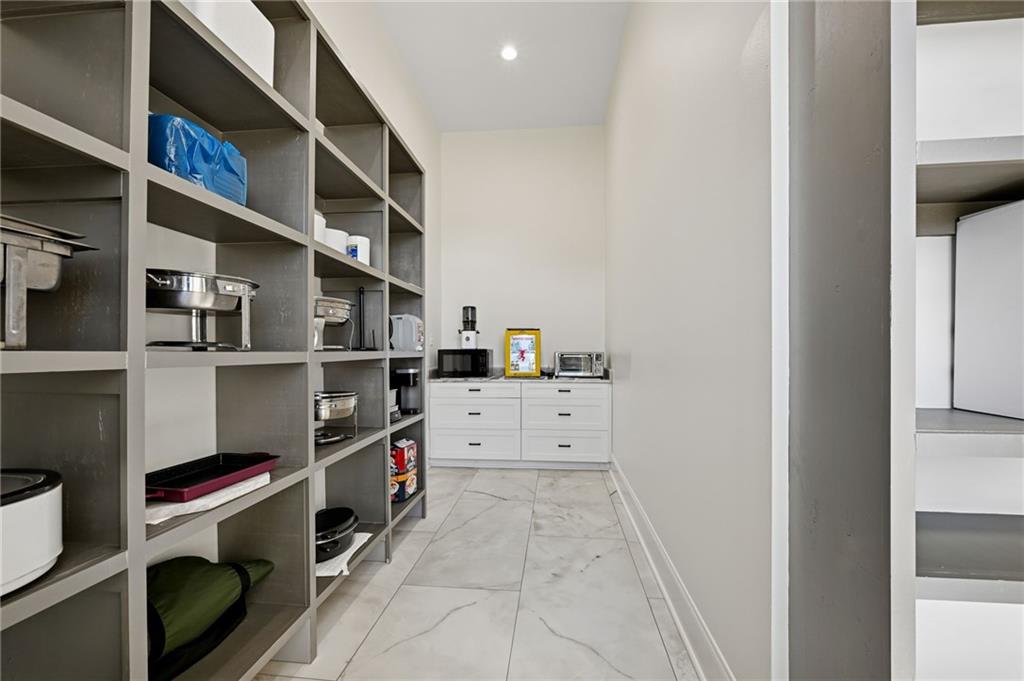 501 LOGAN ISLAND Court