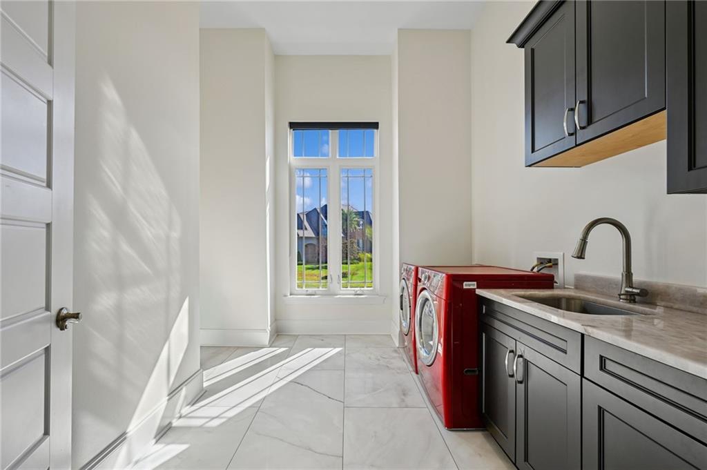 501 LOGAN ISLAND Court