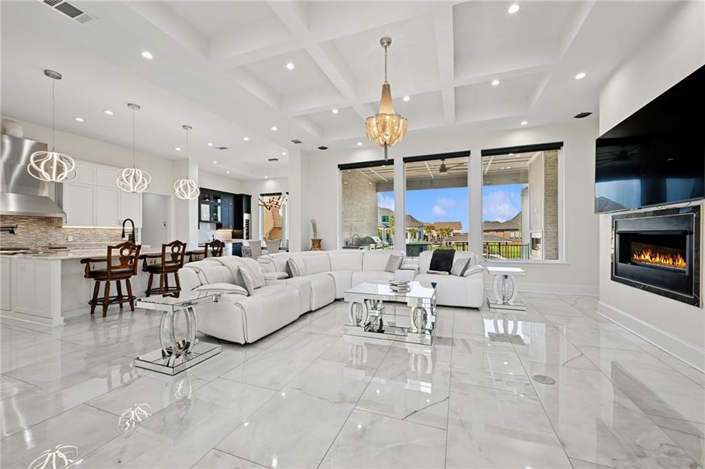 501 LOGAN ISLAND Court