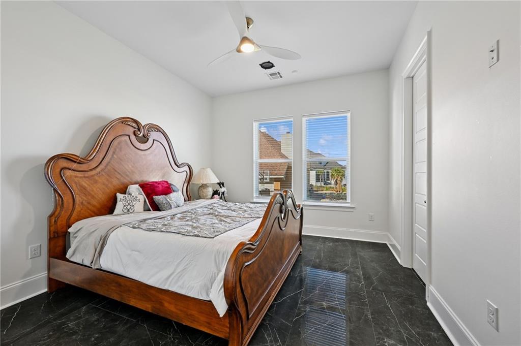 501 LOGAN ISLAND Court