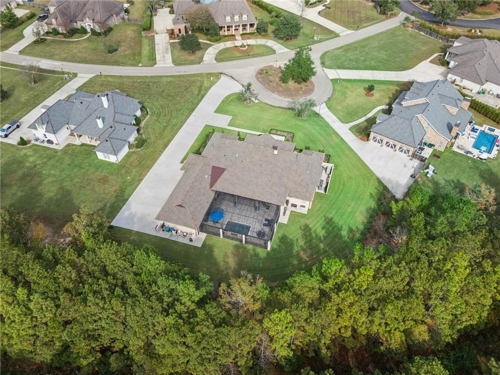 500 OAK TREE Court