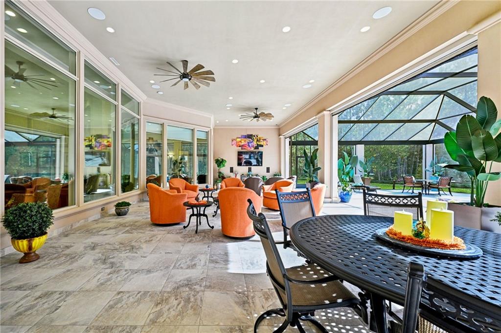 500 OAK TREE Court