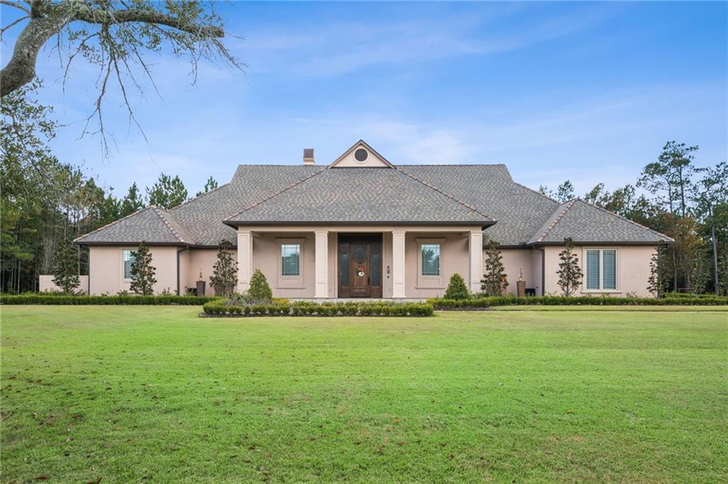 500 OAK TREE Court