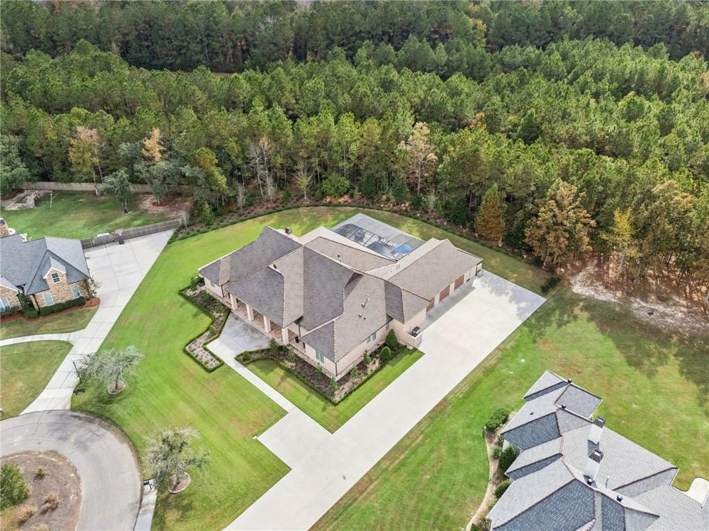 500 OAK TREE Court