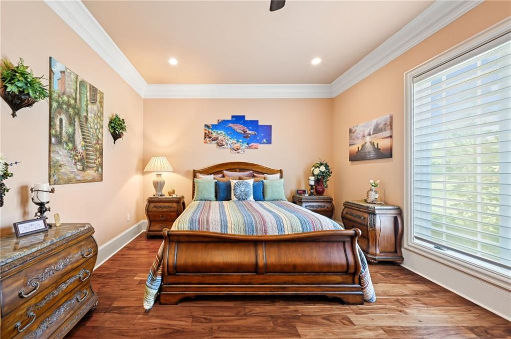 500 OAK TREE Court