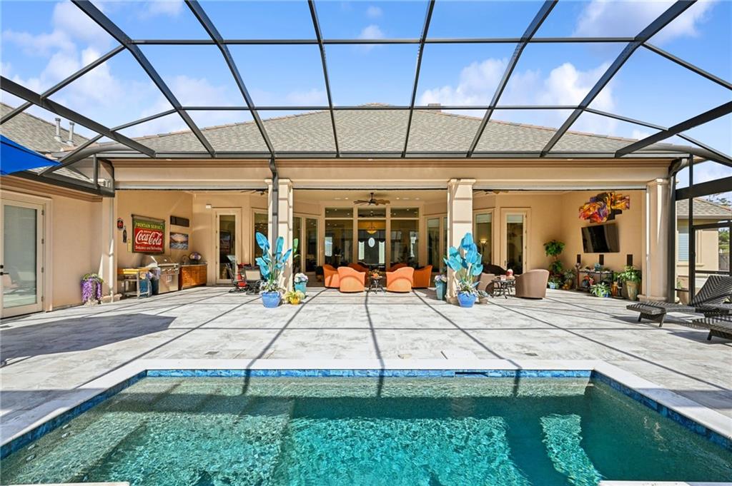 500 OAK TREE Court