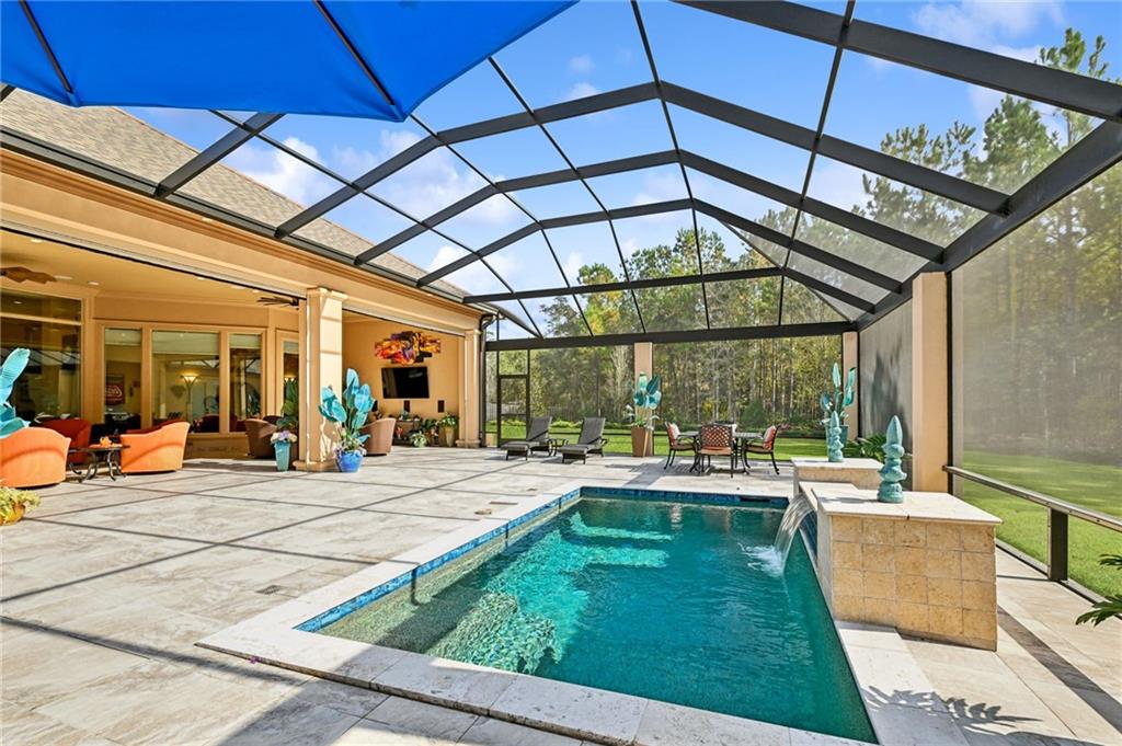 500 OAK TREE Court