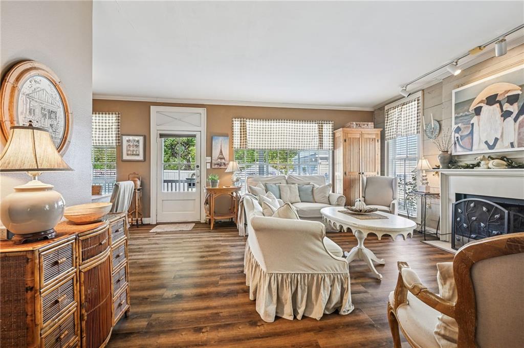 700 COVINGTON POINT Drive