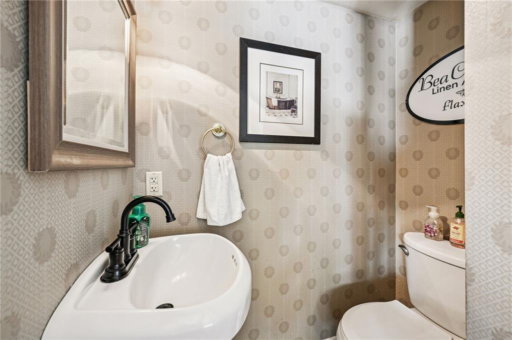 700 COVINGTON POINT Drive