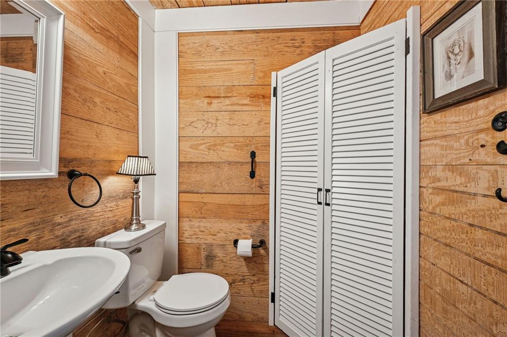 700 COVINGTON POINT Drive