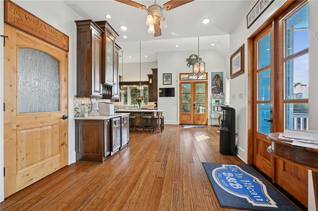 124 LAFITTE ST Street