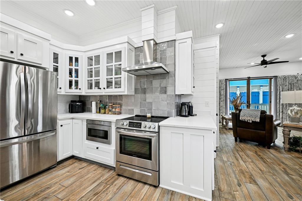 124 LAFITTE ST Street