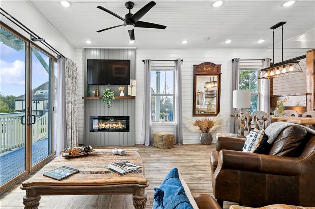 124 LAFITTE ST Street