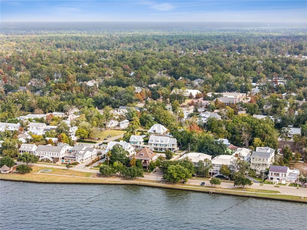 124 LAFITTE ST Street