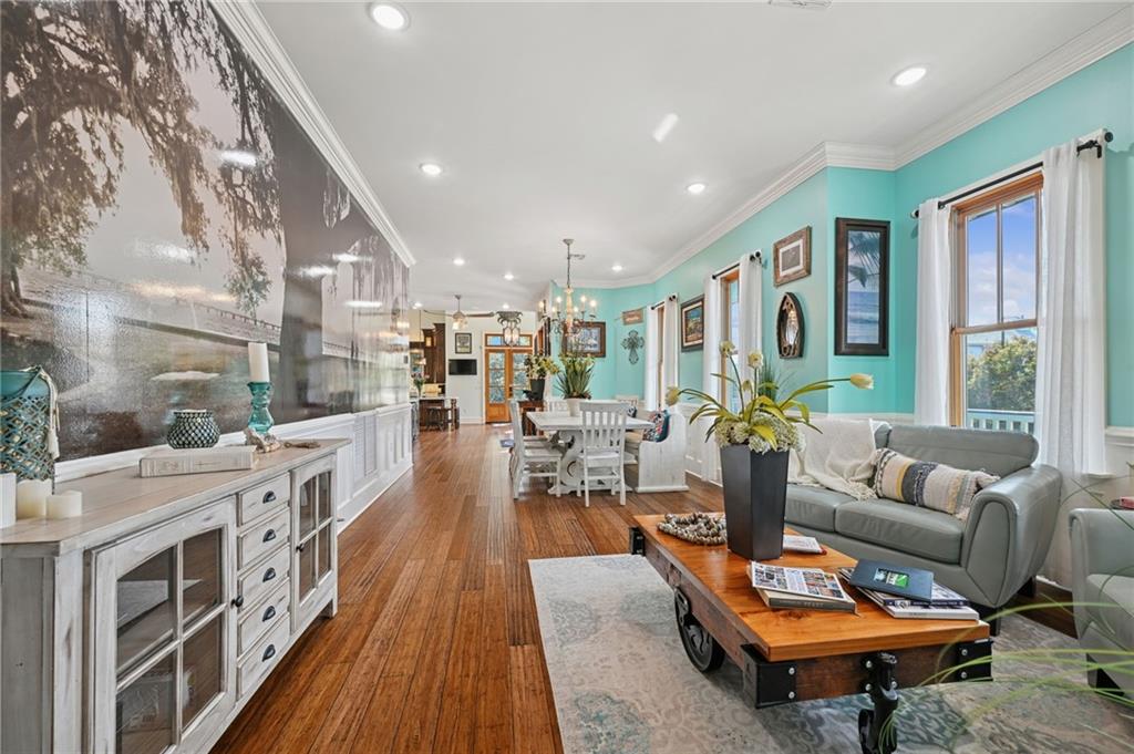 124 LAFITTE ST Street