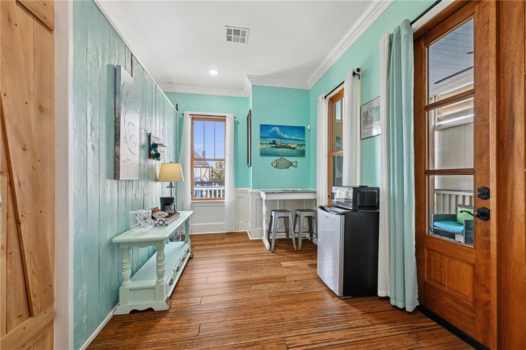 124 LAFITTE ST Street