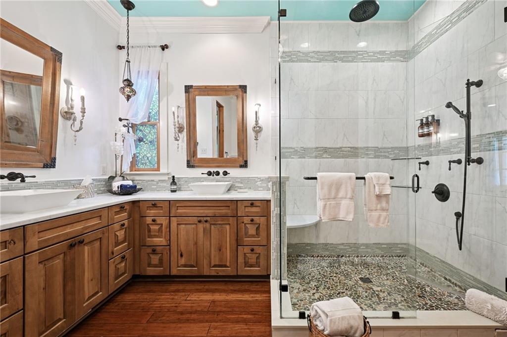 124 LAFITTE ST Street