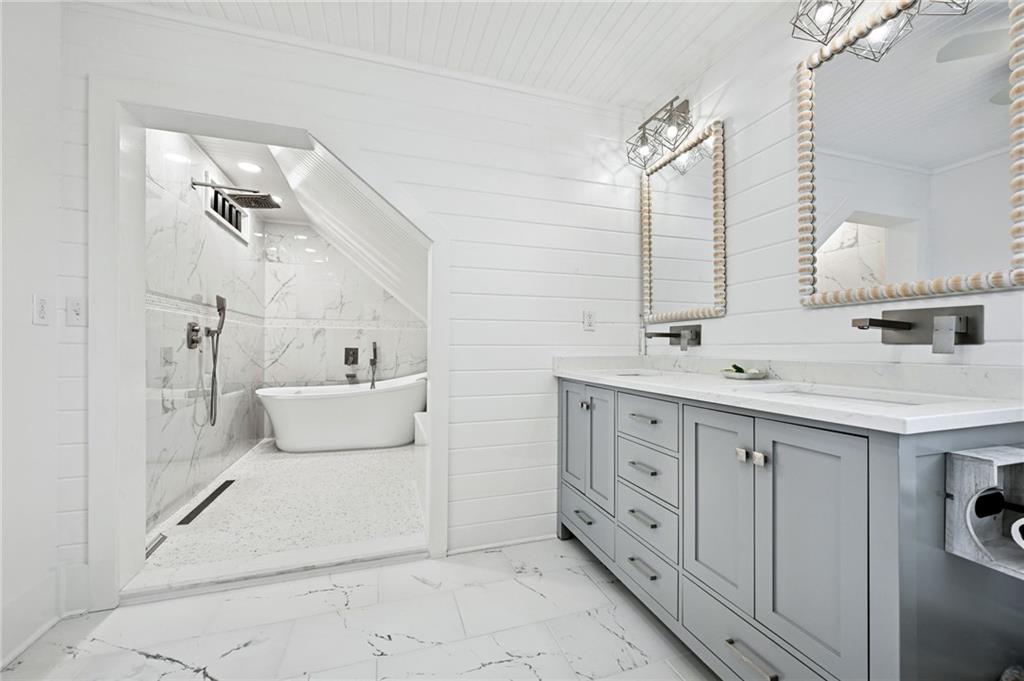 124 LAFITTE ST Street