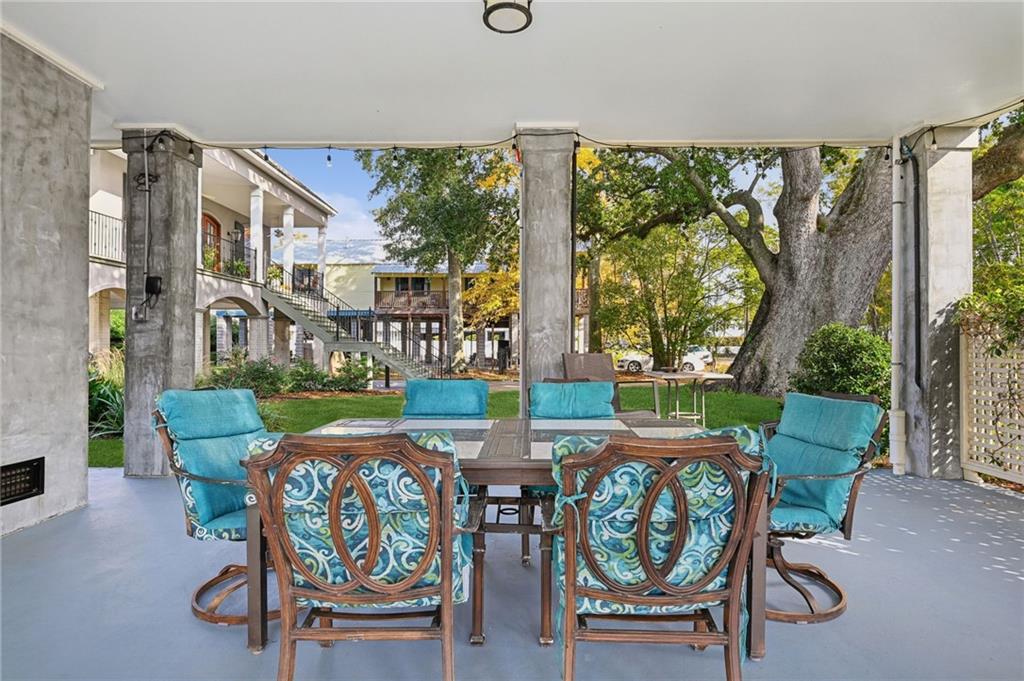 124 LAFITTE ST Street