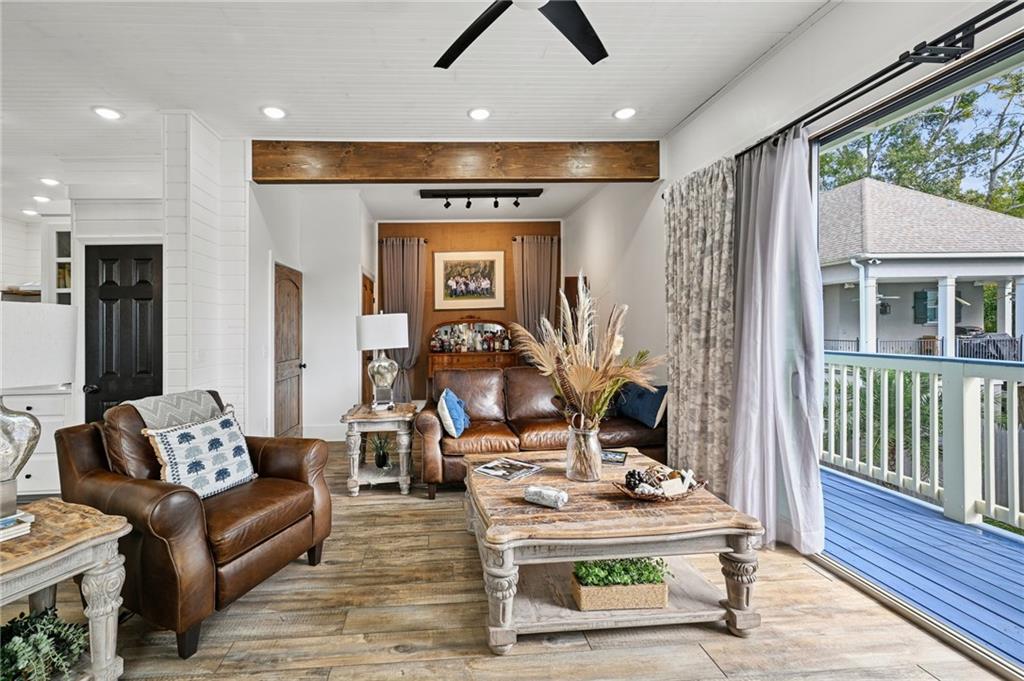 124 LAFITTE ST Street