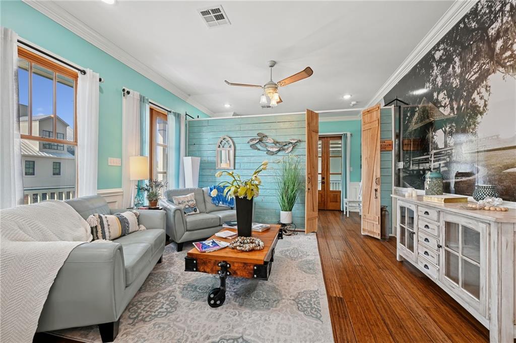 124 LAFITTE ST Street