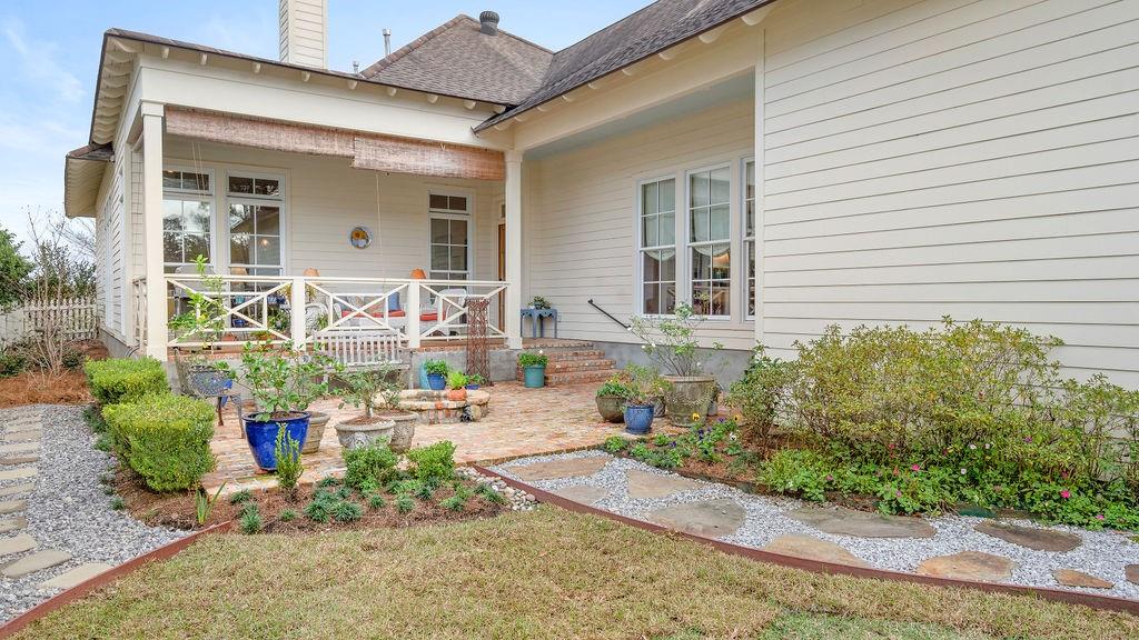 909 TEZCUCCO Court