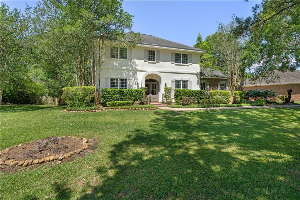 125 BENT TREE Court