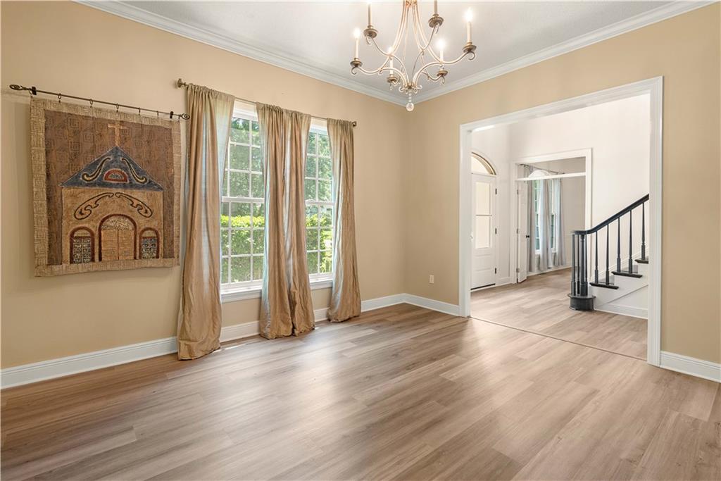 125 BENT TREE Court