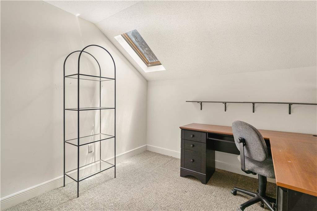 125 BENT TREE Court