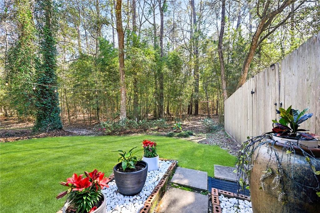 22228 RUE COQUILLE None